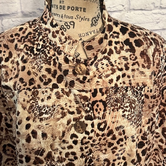 Chico’s Leopard Animal Print Blazer Jacket Chicos 3 XL Mandarin Collar - Picture 3 of 8